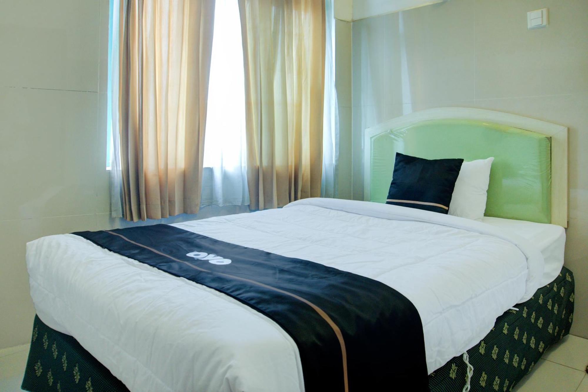 Townhouse Oak Palembang Near Jembatan Ampera Formerly Azzura Hotel Buitenkant foto
